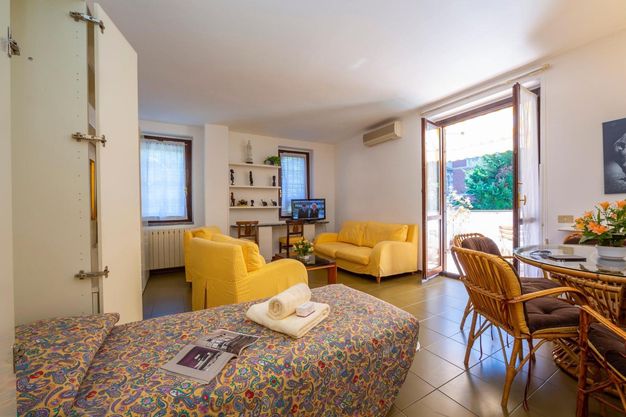 Appartamento Gaya Stresa Center - Happy Rentals ภายนอก รูปภาพ